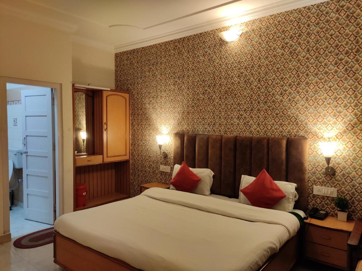 Hotel Royal Chamba  Exterior foto